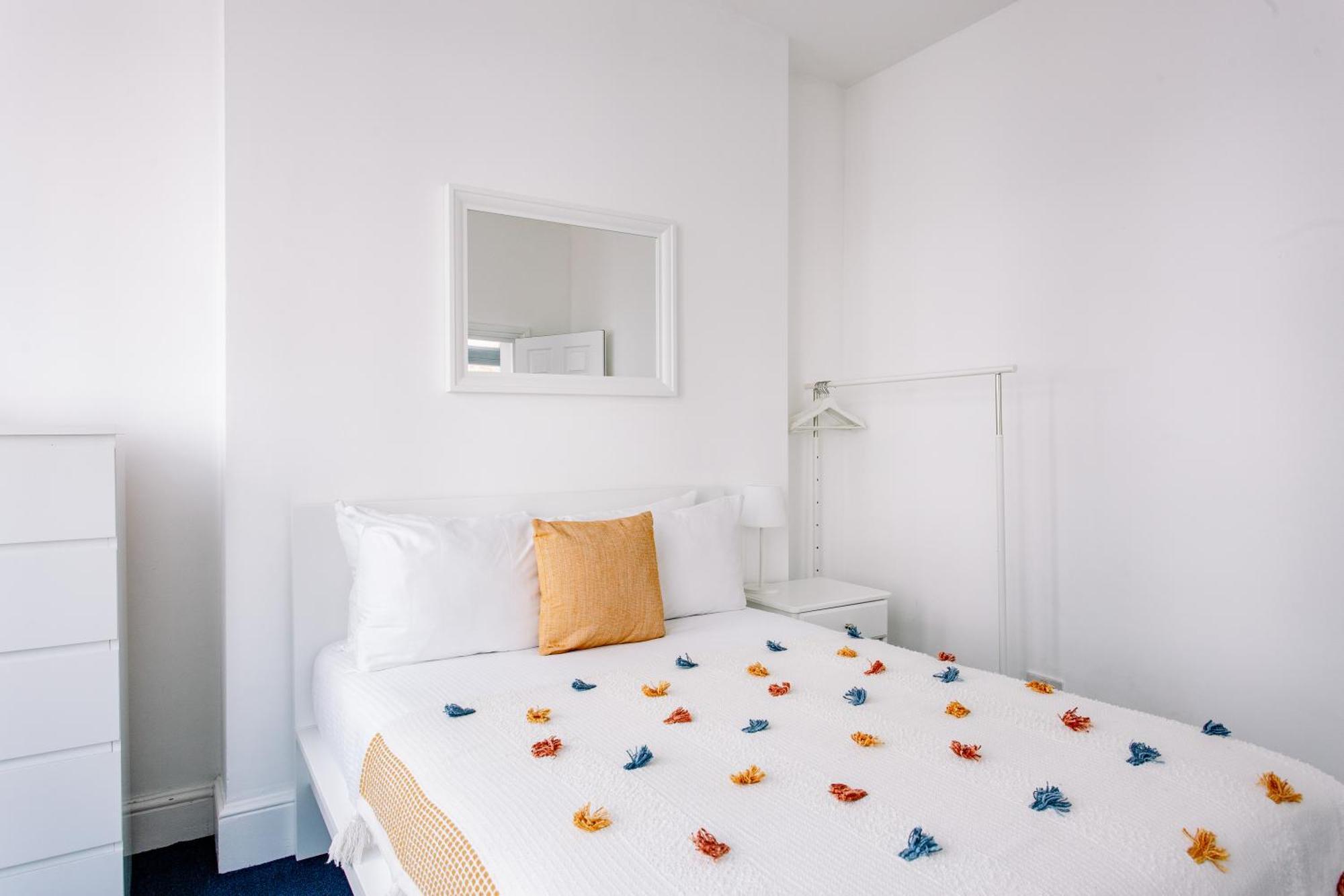 Apartments Are Located In The Heart Of Shoreditch London Exterior foto